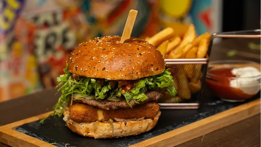 Urnebes burger — Daj Gric Bilje